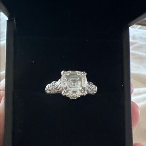 Judith Ripka ring size 9